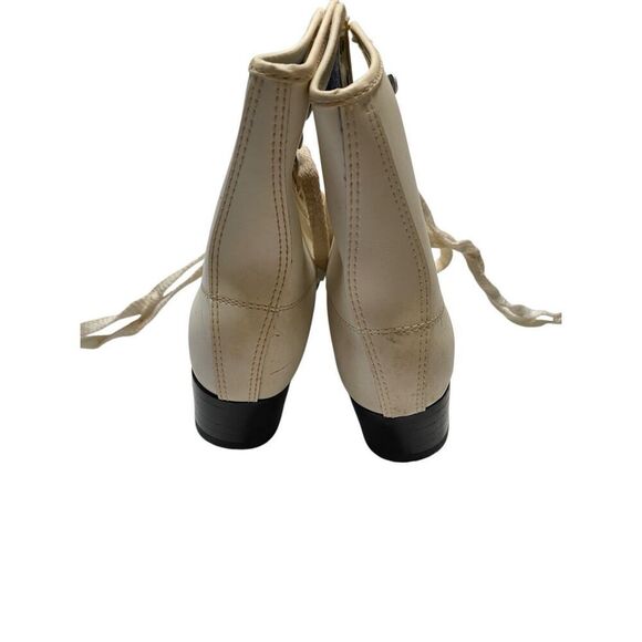 Vintage White Figure Ice Skates Womens Size 9 Made In Canada Winter Snow Sports - Picture 15 of 16